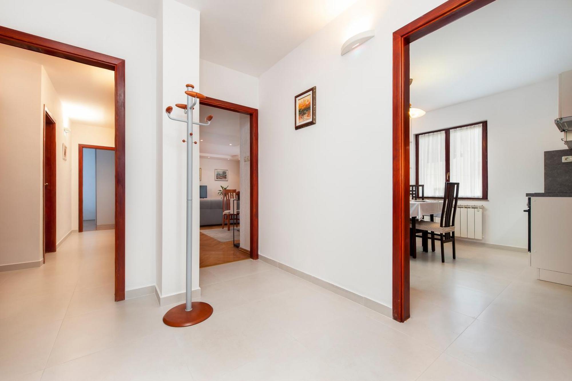 Apartments Carmelo โรวีน ภายนอก รูปภาพ