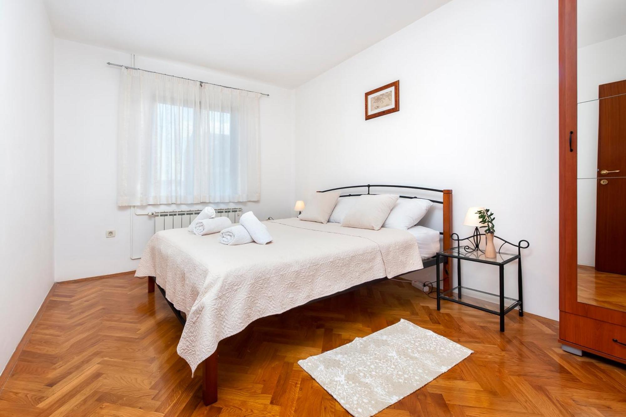 Apartments Carmelo โรวีน ภายนอก รูปภาพ